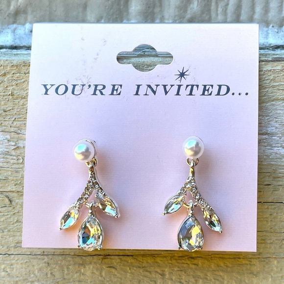 Simulated Pearl & Crystal Silver Tone Earrings Long Drop  You're Invited KOHLS - Picture 1 of 6